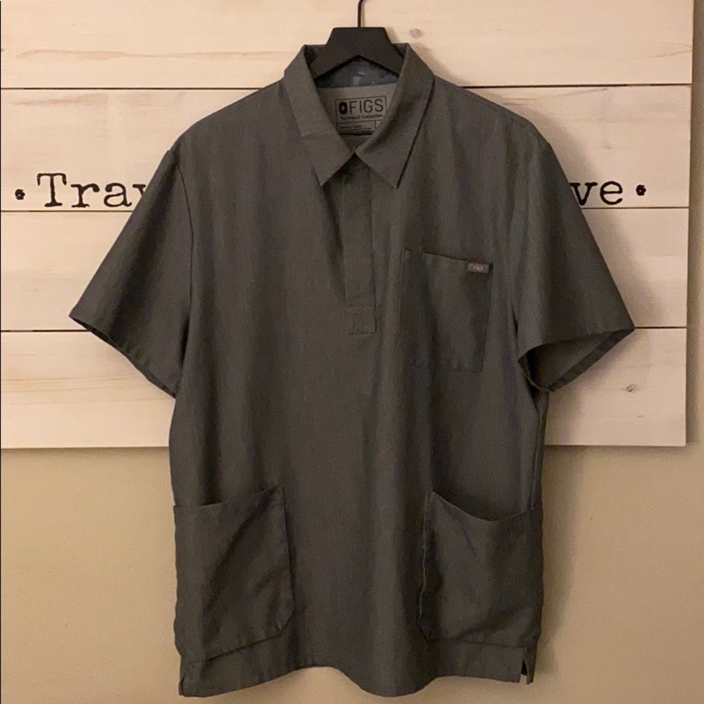 Men’s Graphite XL Figs Scrub Top